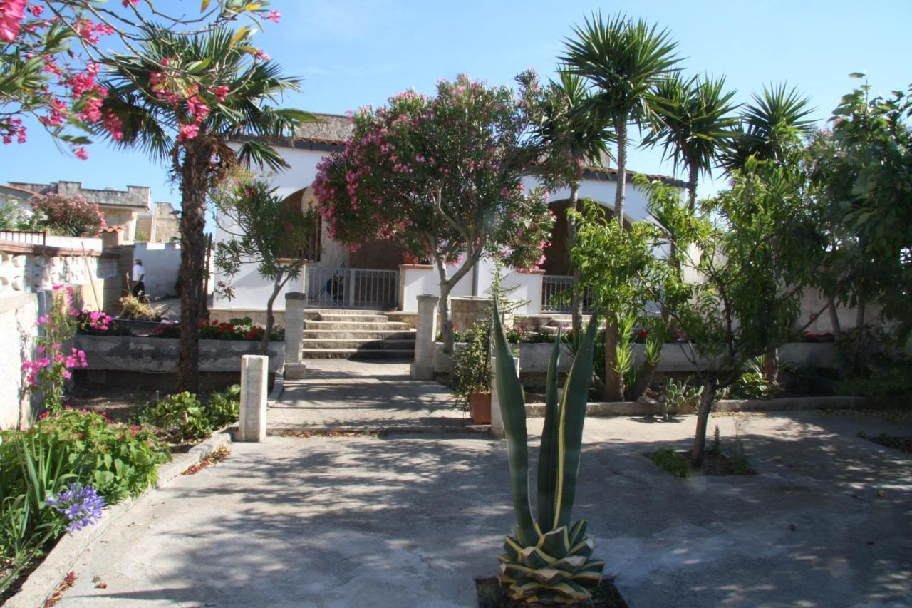 Villa La Casa Di Dario Monacizzo Habitación foto